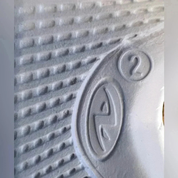 Athletic Works | infant sneaker shoes. Size: 2. - Picture 8 of 13